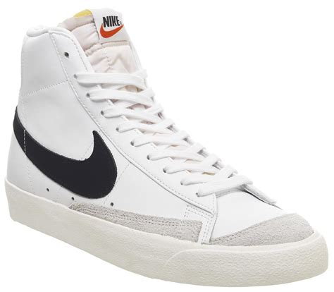 nike blazer high vintage zwart|77 vintage nike blazers.